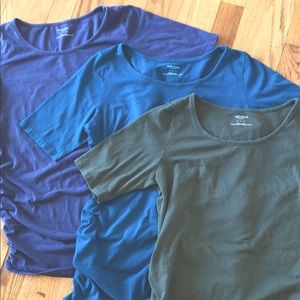3 short sleeved maternity tees
